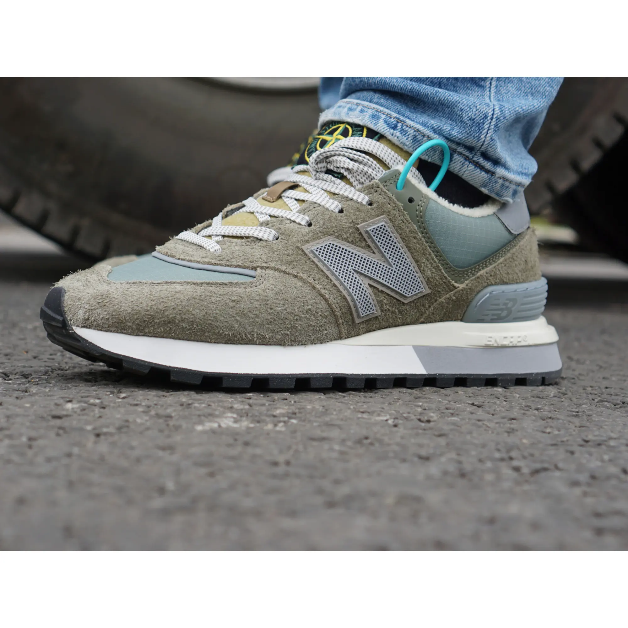 New balance 574 grigio verde shop