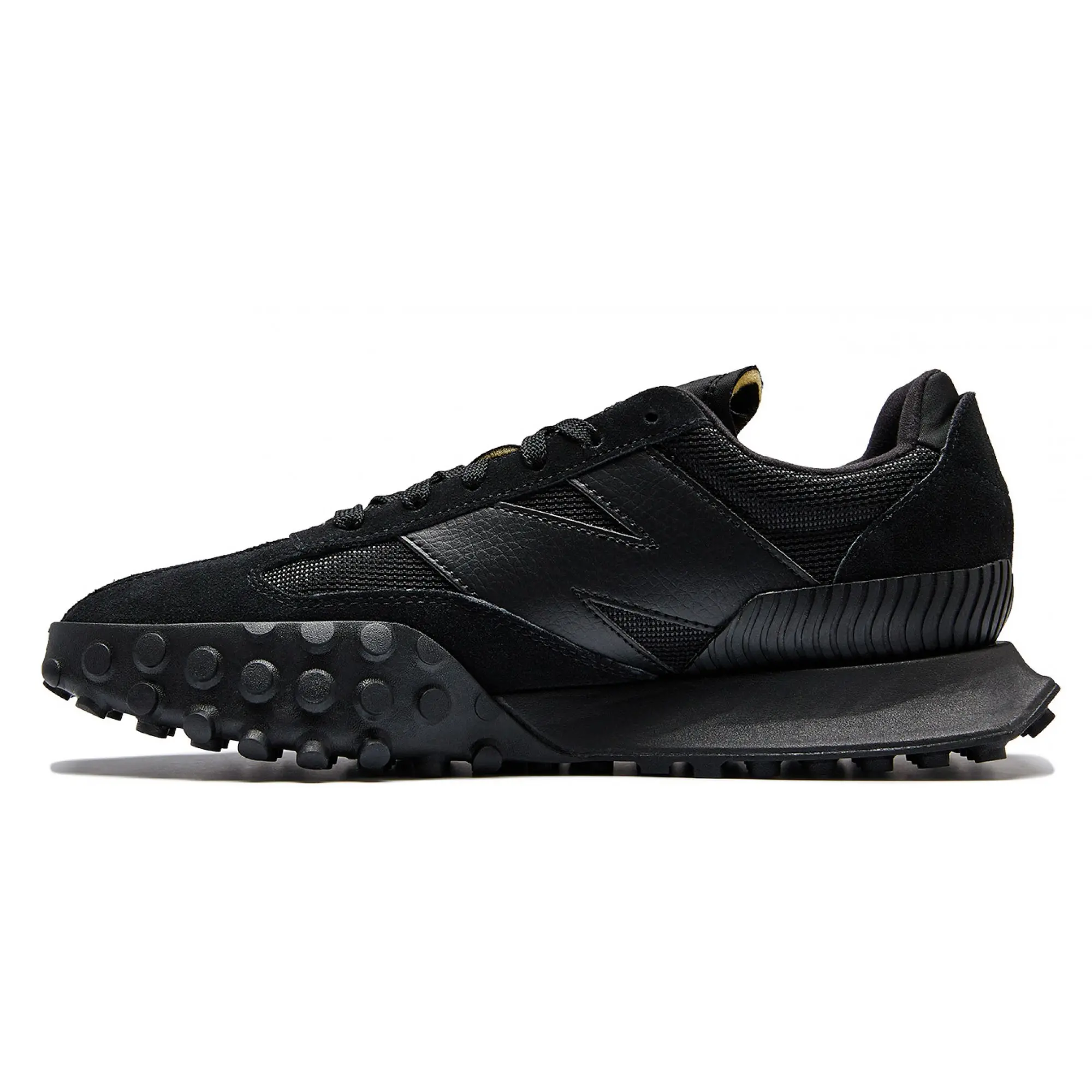 New Balance XC 72 Future Legacy All Black