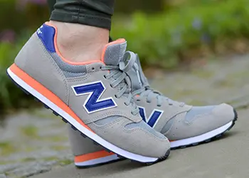 New Balance 373